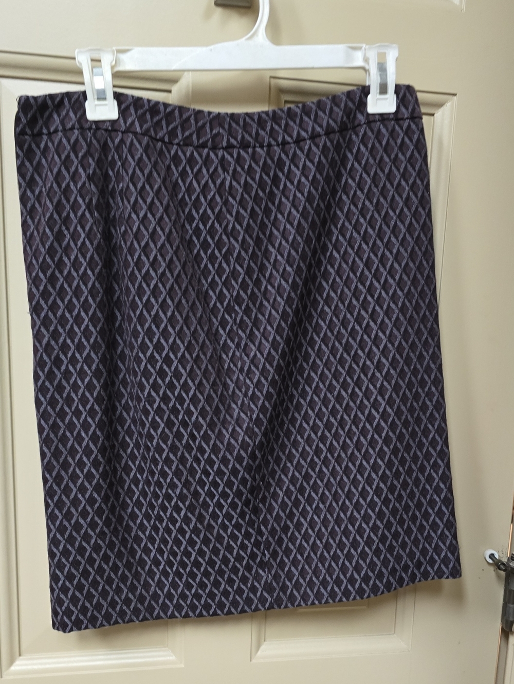 Loft Classic Textured Pencil Skirt in Dark Navy Pattern, Size 4